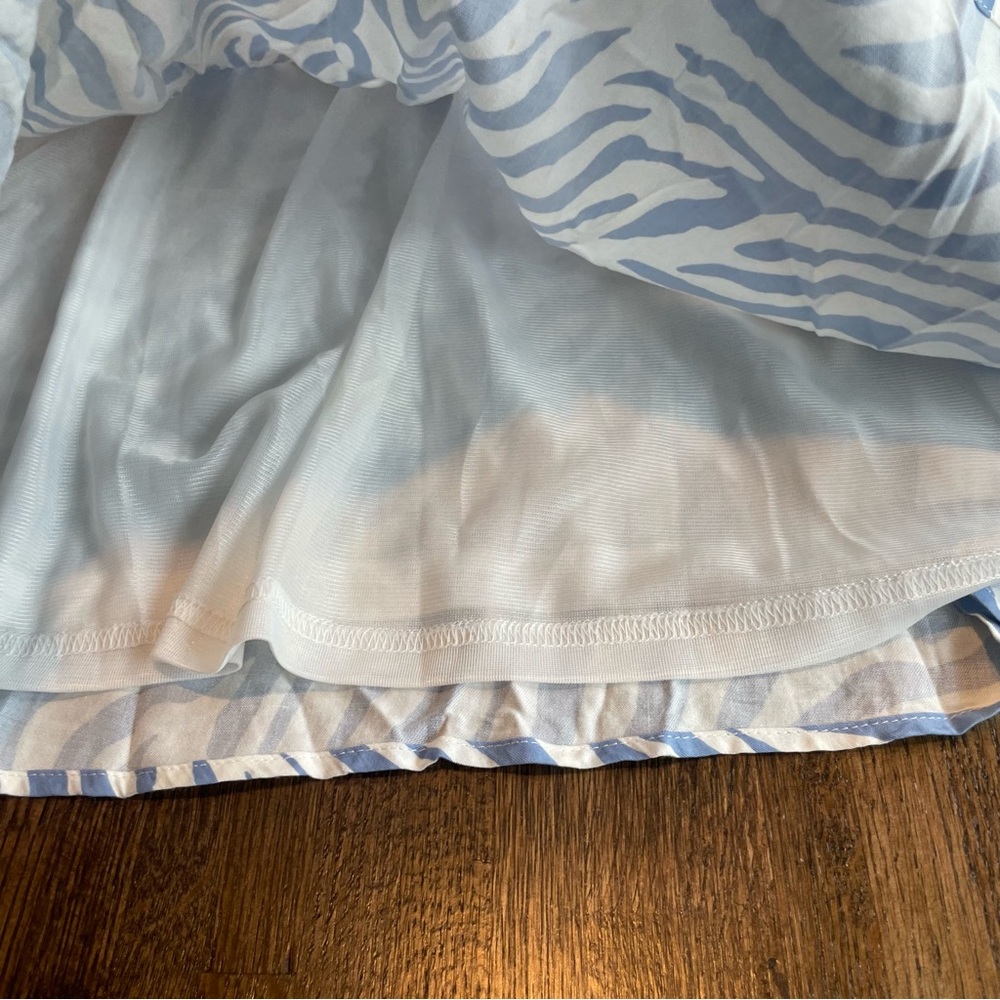 THML Blue and White Pattern Short Sleeve Dress Boho- Size M - Picture 8 of 9